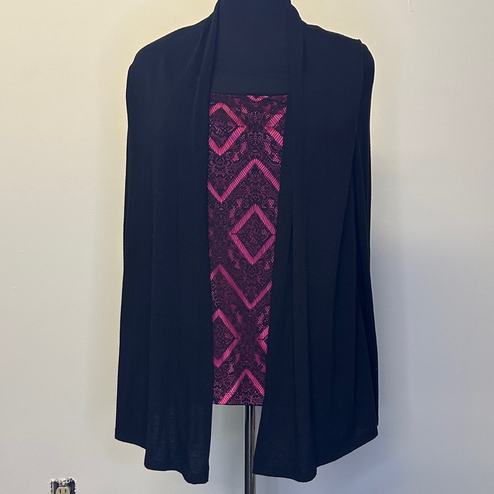 AB Studio Black Open-Front Cardigan with Pink Geometric Shell